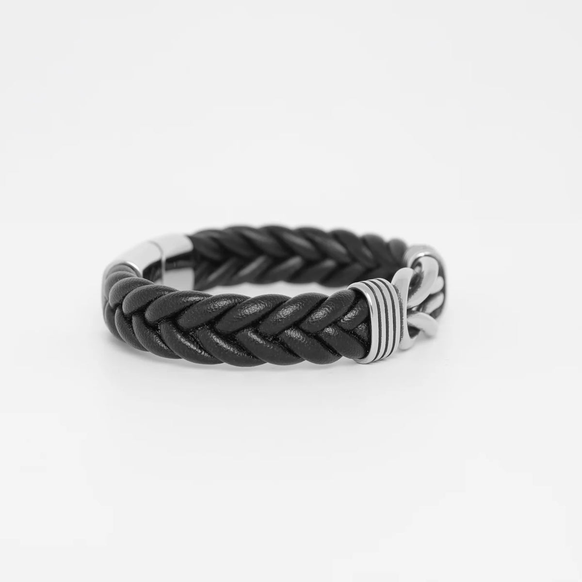 Men's Personalized Black Leather Knot Bracelet